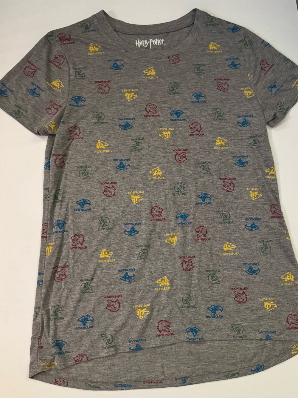 NWOT Women’s Harry Potter Grey Hogwarts Houses Tee Size M